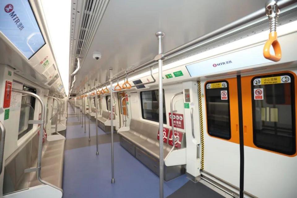 深圳地铁13号线开通图片
