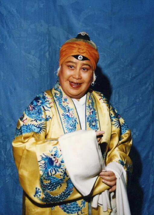 87岁著名京剧表演艺术家赵鸣华因病逝世,是李多奎首位女弟子_腾讯新闻