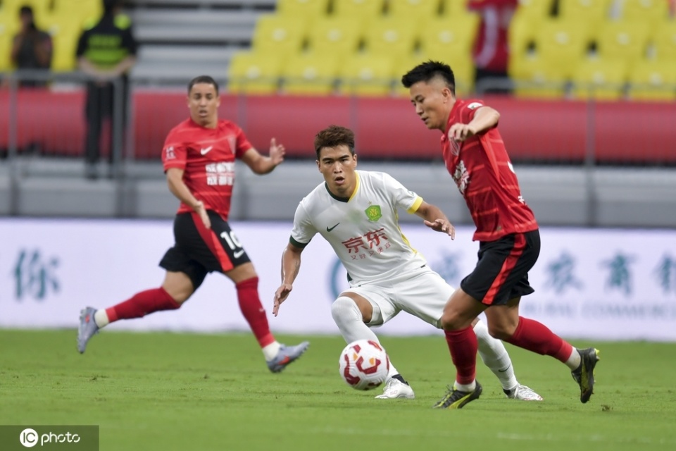 退至第3！中超：国安0-2蓉城遭2连败 德尔加多传射，莱切特破门