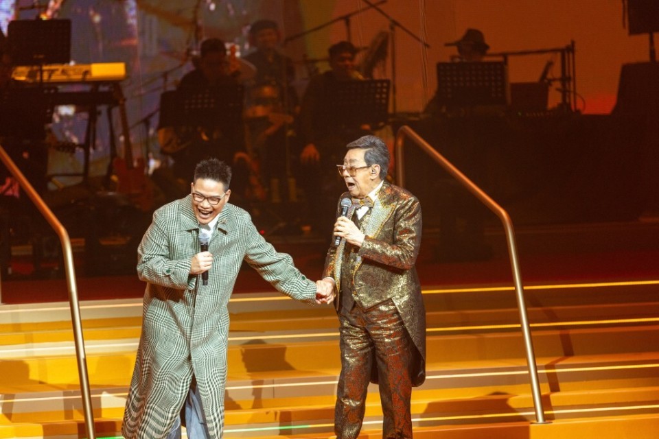 寿,苏永康,黎瑞恩,胡杏儿,何国材,邓丽欣,王菀之,张继聪,周柏豪等20几