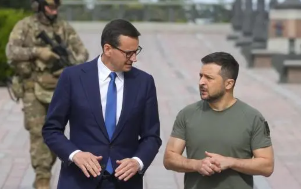 LOWES HOME IMPROVEMENT  1251 Broad St Sumter SC  Hours Directions