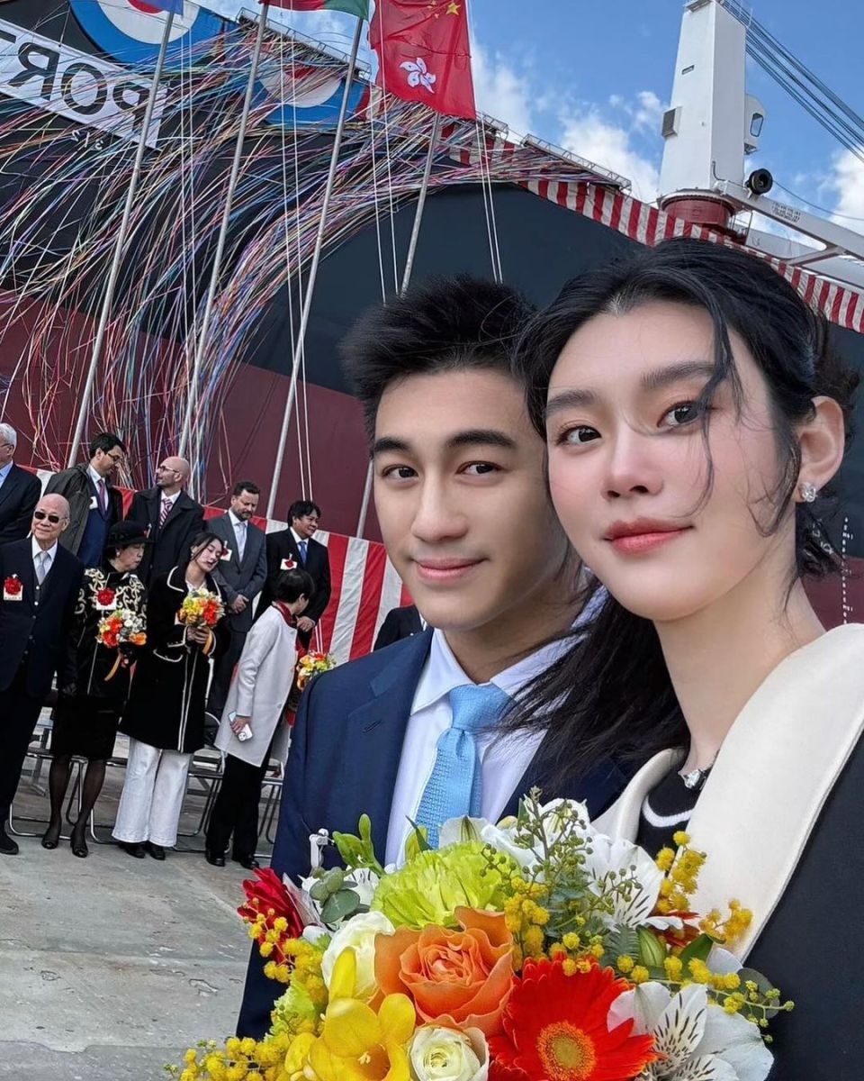 何猷君为爱妻庆生,奚梦瑶出席自家邮轮下水仪式,深得四太宠爱_腾讯