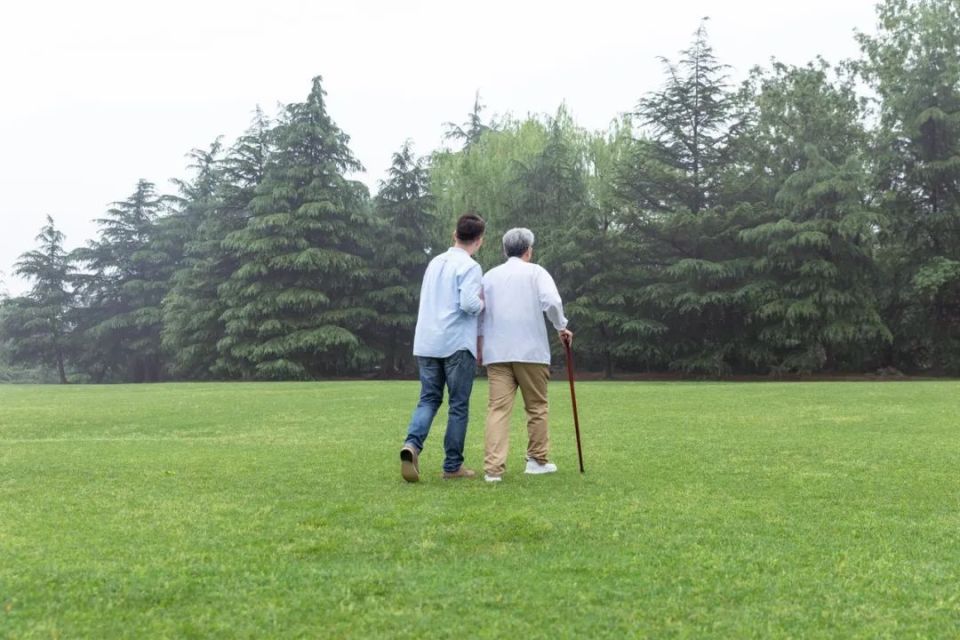 老了你就知道:离你最近的子女,决定你晚年的福气