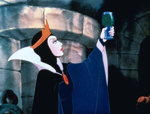 盖尔·加朵透露将在真人版《白雪公主》电影中通过变声饰演恶毒皇后