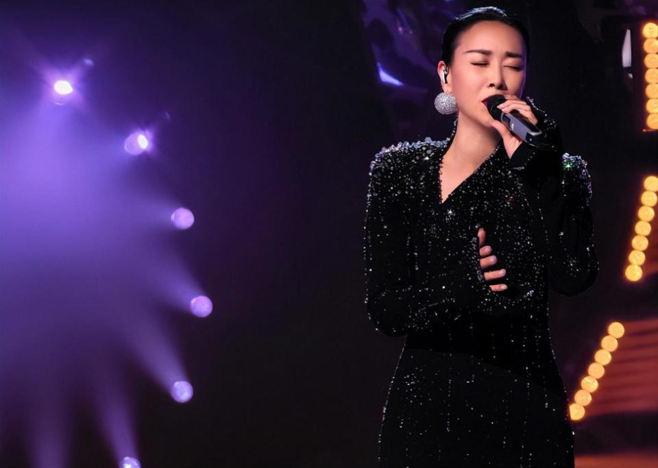 《歌手2024》首播,那英第三,外国歌手包揽前二,谁替内娱赢回来?