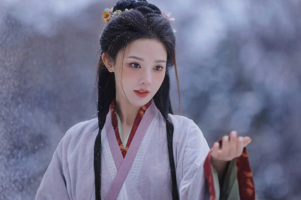 任嘉伦《凤凰台上》将拍,女主彭小苒颜值高,古装剧又有天花板了