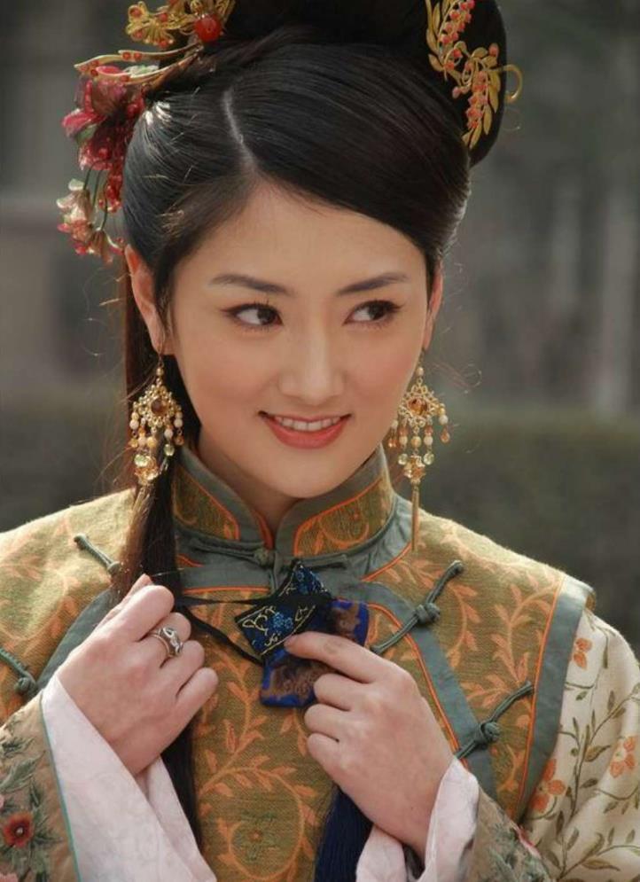 最近又挖到一个宝藏演员,她长得漂亮,身材好,演技也很好,出演过多部