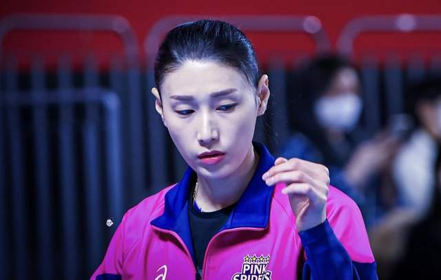 在经历排超联赛与拉尔森轮流上场的尴尬换人局面,金软景回归韩国联赛