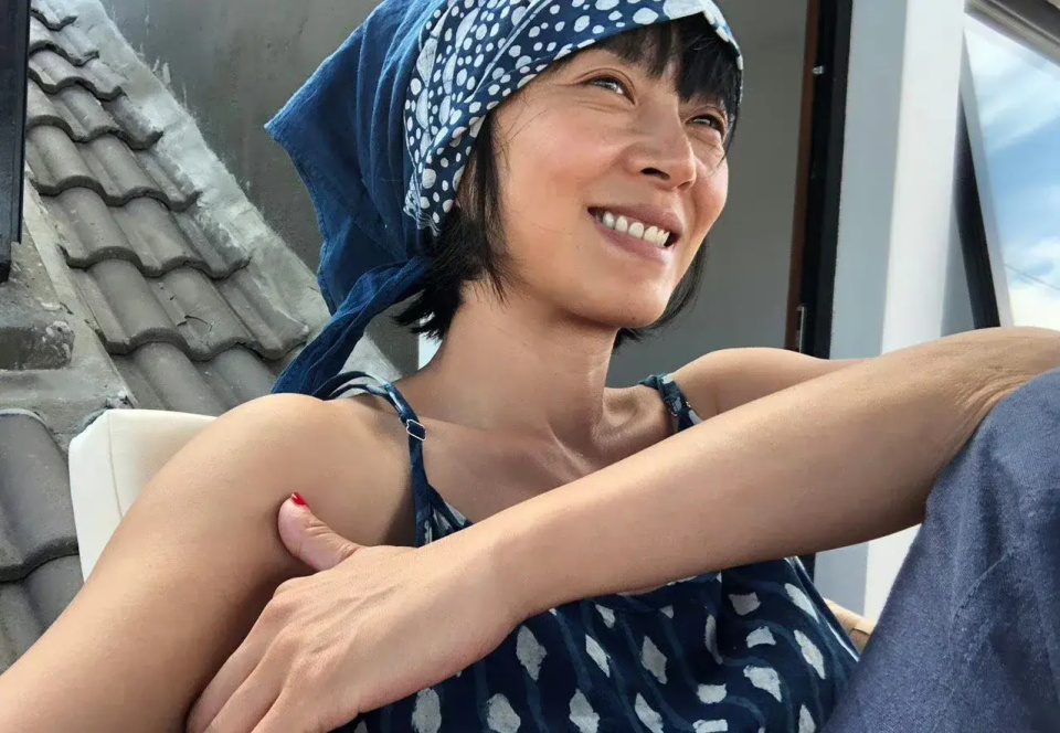 演员苏岩:再婚嫁罗嘉良,结婚14年生一女,幸福美满