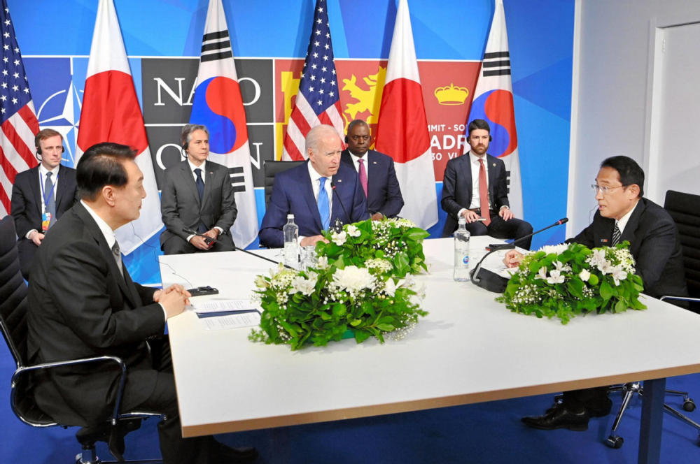 一圖讀懂盈康生命2022年度報告下堵網站