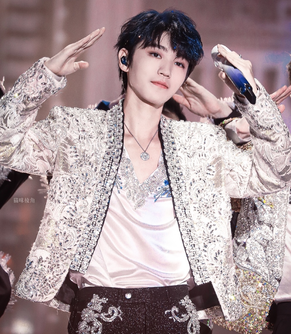 红海行动2王俊凯出道十年如今却给新人演员于适做配