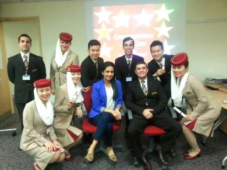 我80后,非空乘专业,却打败6000多人,成为国际顶级航空公司空姐