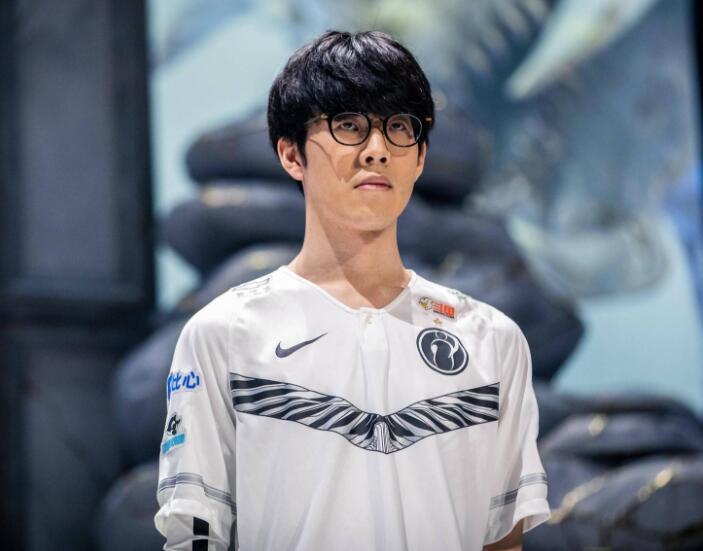 宁王迎来生日theshy超话却不堪入目粉丝对他恨之入骨