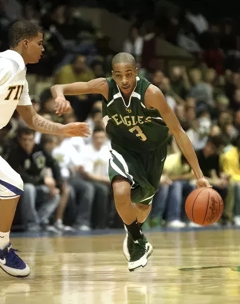 麦科勒姆:高中时身高仅1.58米,到nba场均20 ,化身开拓者双枪_腾讯新闻