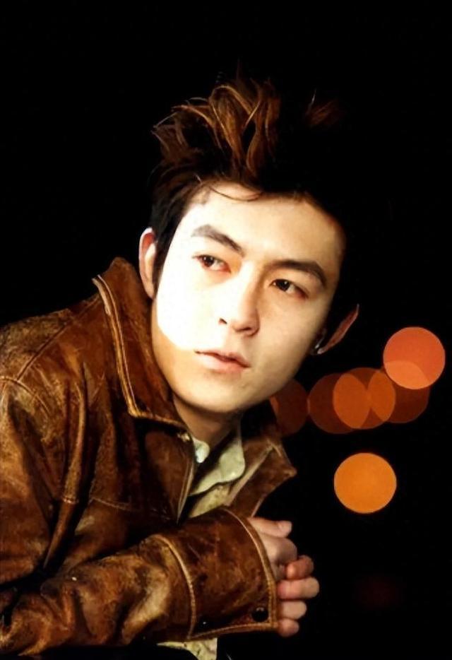 44岁陈冠希老得认不出?曾被誉"刘德华接班人",意外毁掉前途可惜了