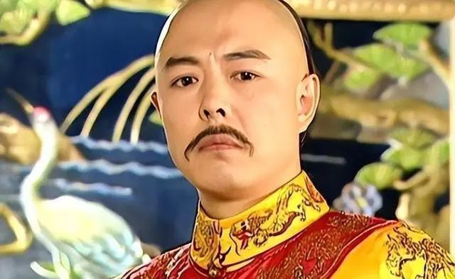一经播出便是爆火,开启了"琼瑶剧"的辉煌时代,也开启了"张铁林皇帝
