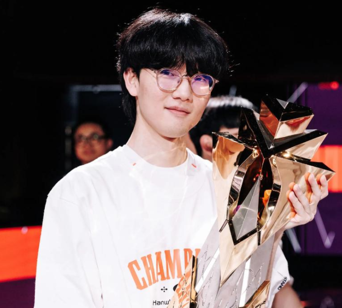 viper加入blg工资被曝光，比想象中低很多，为了冠军自愿降薪_腾讯新闻