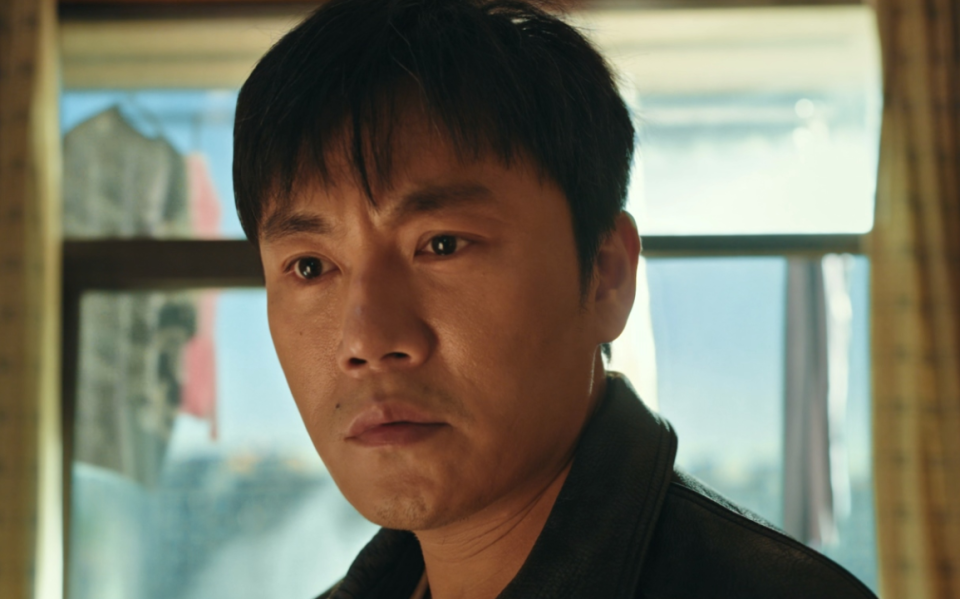 连续2天飙升榜第一,秦昊这部新剧,已走上了国产悬疑剧的另一条大路