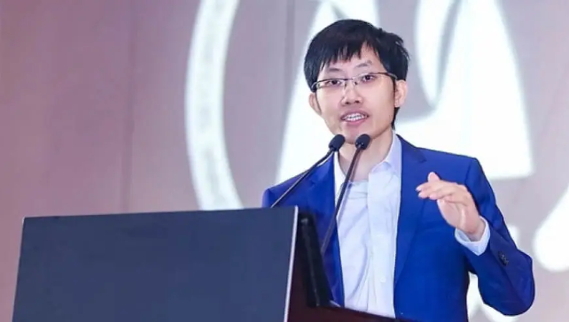 DeepSeek重启第二轮融资，梁文锋把Claude拉进“斩杀线”
