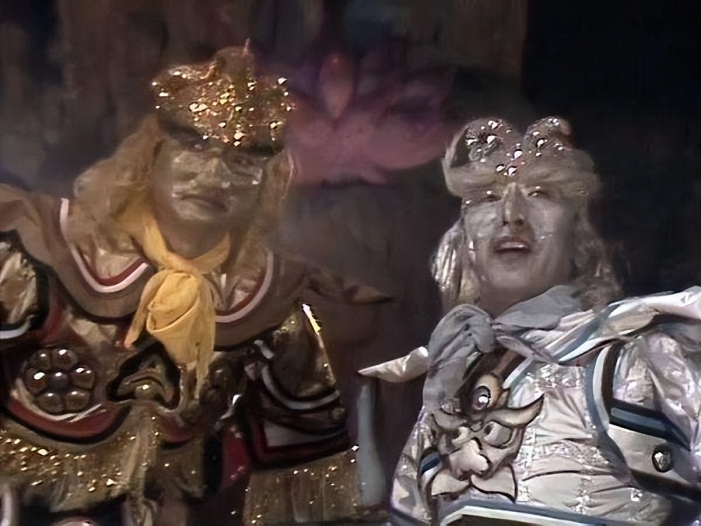 龙王,如意金仙,蝎子精西方佛教旗下妖怪:黄风怪,青毛狮王,黄牙象王,狮