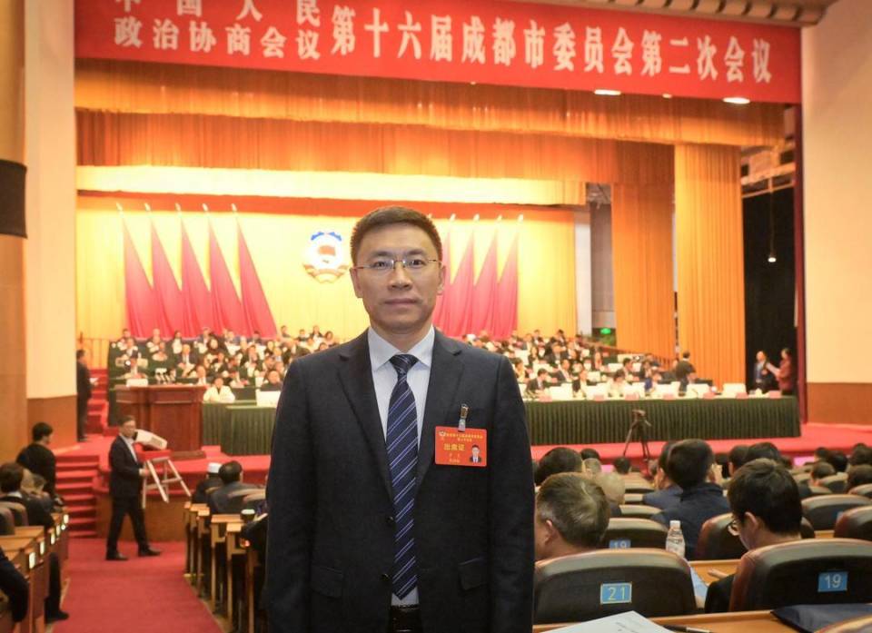 成都市政协委员罗亮:加快构建新型电力系统 助力超大城市新型能源体系