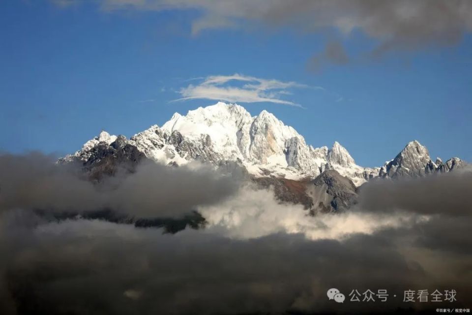 玉龙雪山一米阳光图片图片