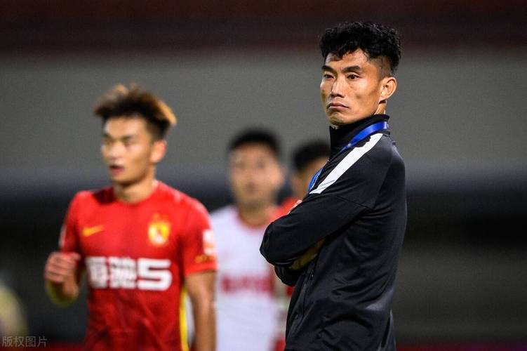 网友一听让郑智辅佐国足新帅伊万科维奇那这届国足又没戏了