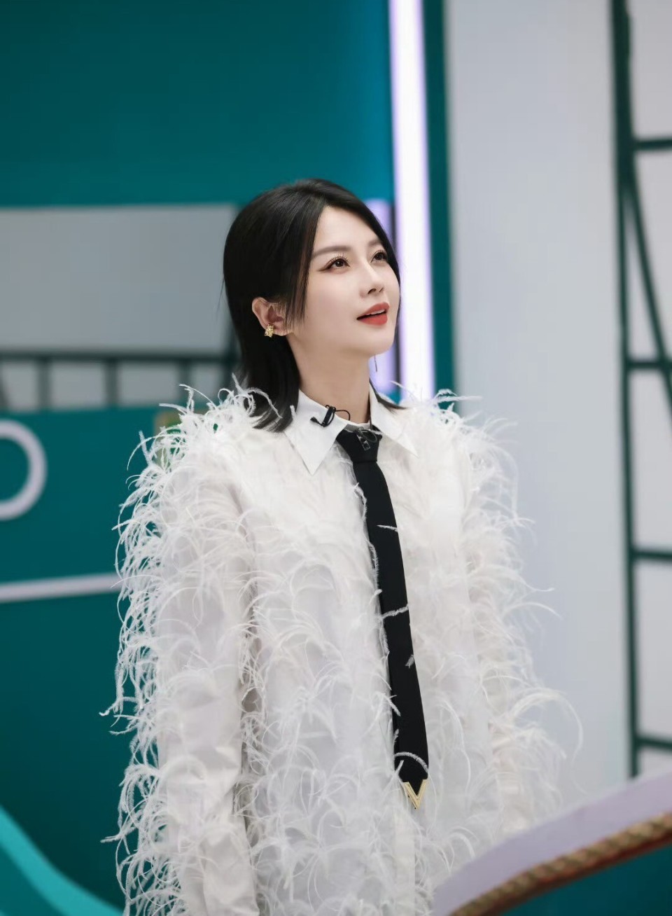 《浪姐5》吴恙的发声质疑,打脸整个节目组