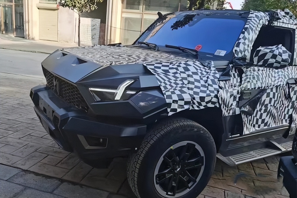 东风猛士"m-terrain"正式量产,保留概念车元素,售价或超90万_腾讯新闻
