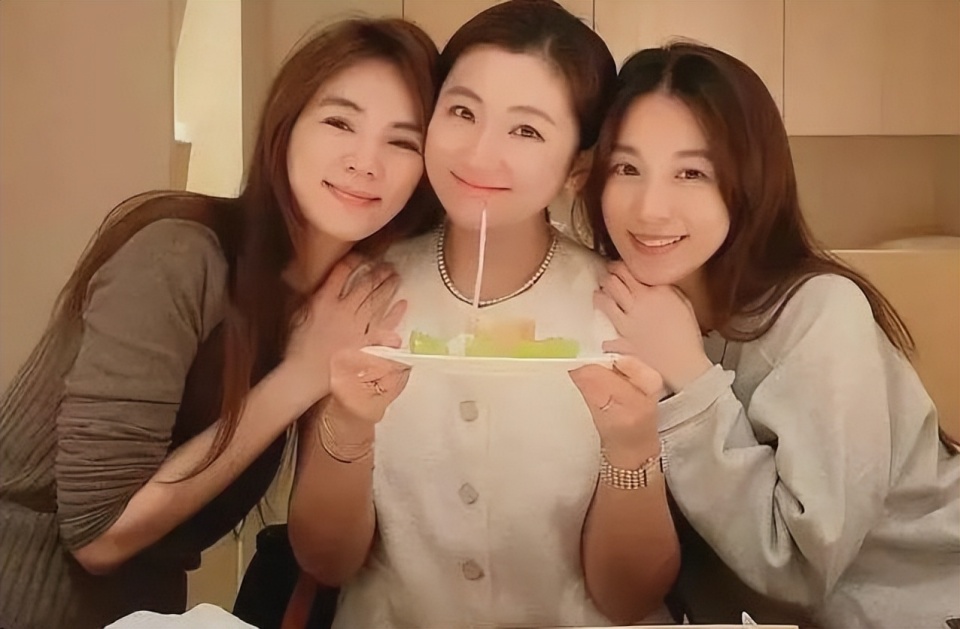 ella露骨发言惹争议公布任家萱怀男孩原因可这真的不科学