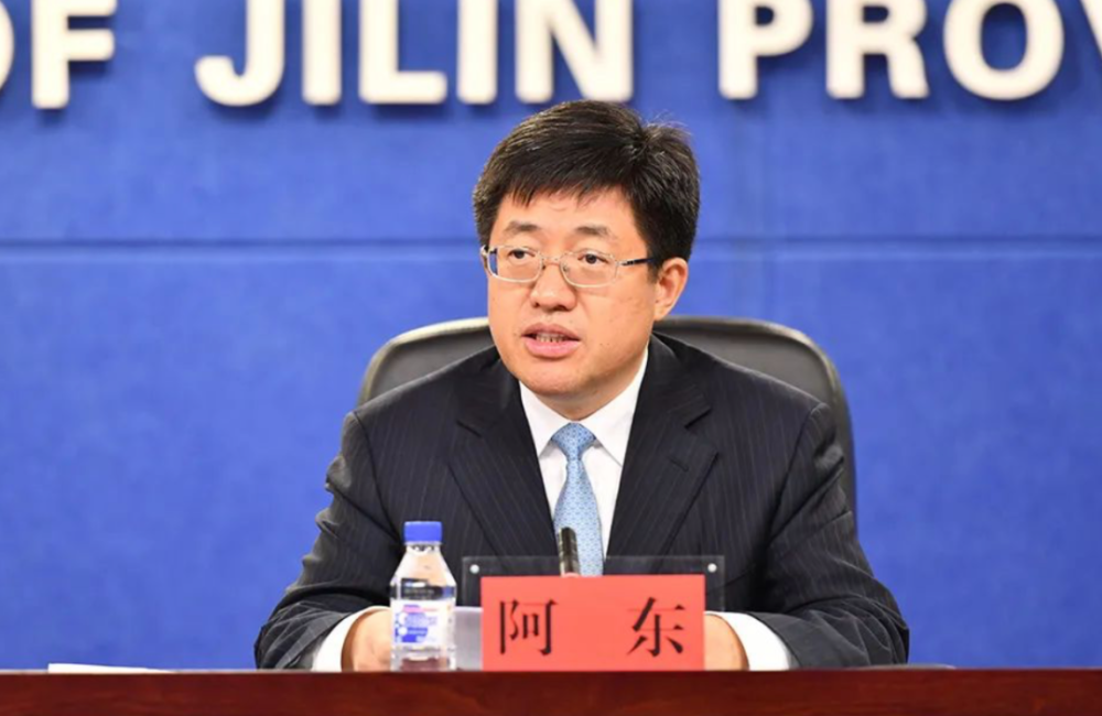 70后阿东履新成全国最年轻正部级干部