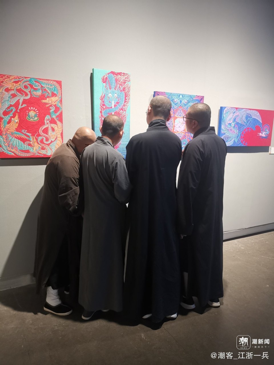 晚潮｜美院毕业展：艺术之旅与亲情相聚_腾讯新闻