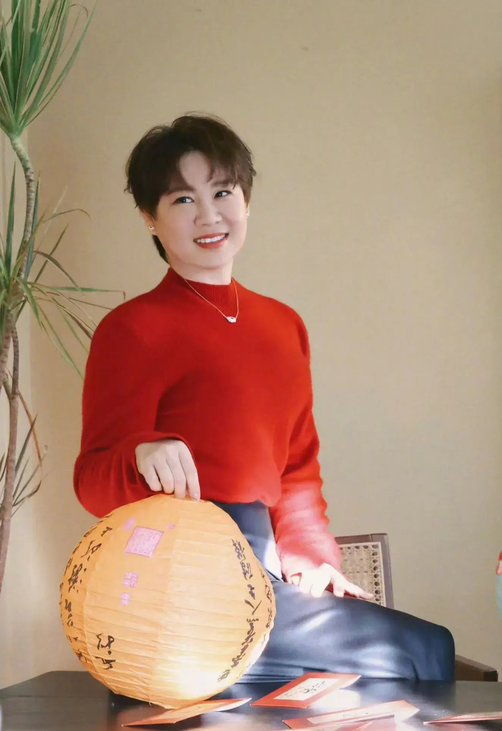 小沈阳为妻子庆生40岁沈春阳拍完热辣滚烫后瘦身成功气质大变