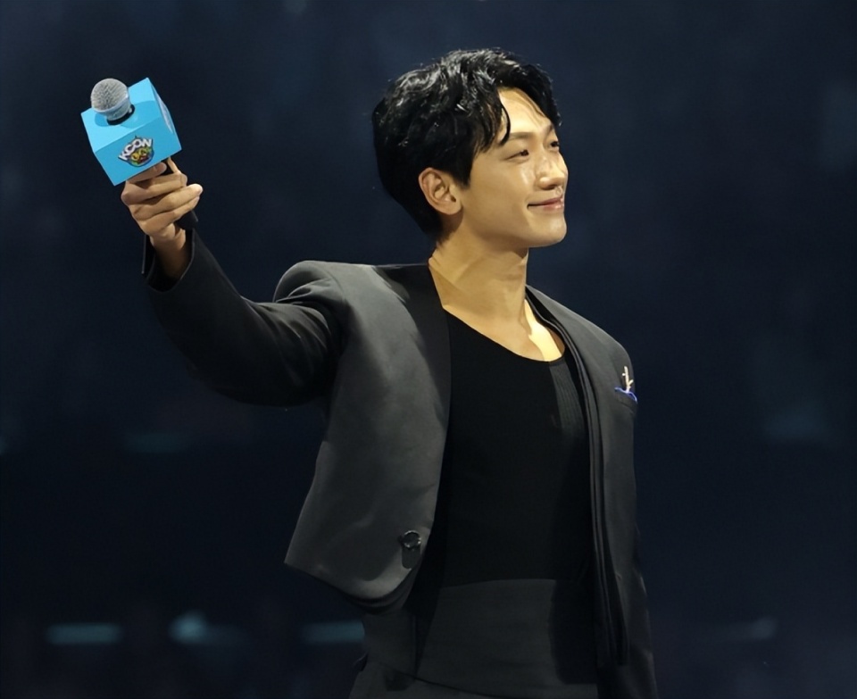 这档选秀综艺的召集人是曾志伟,制作人是rain,导师是苏志伟,程潇