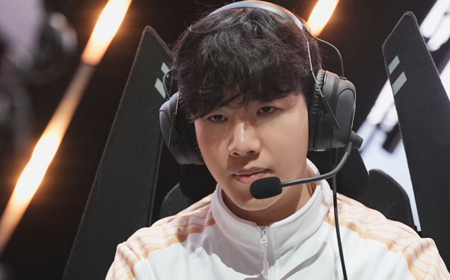 的,原因就是和wbg的续约合同没谈拢,说起来wbg今年拿到s赛亚军成绩