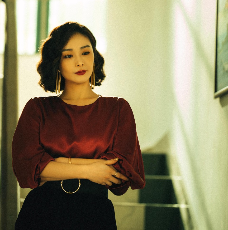 获得金鹰奖最佳女配角，这一次，36岁的高叶终于圆梦了！_腾讯新闻
