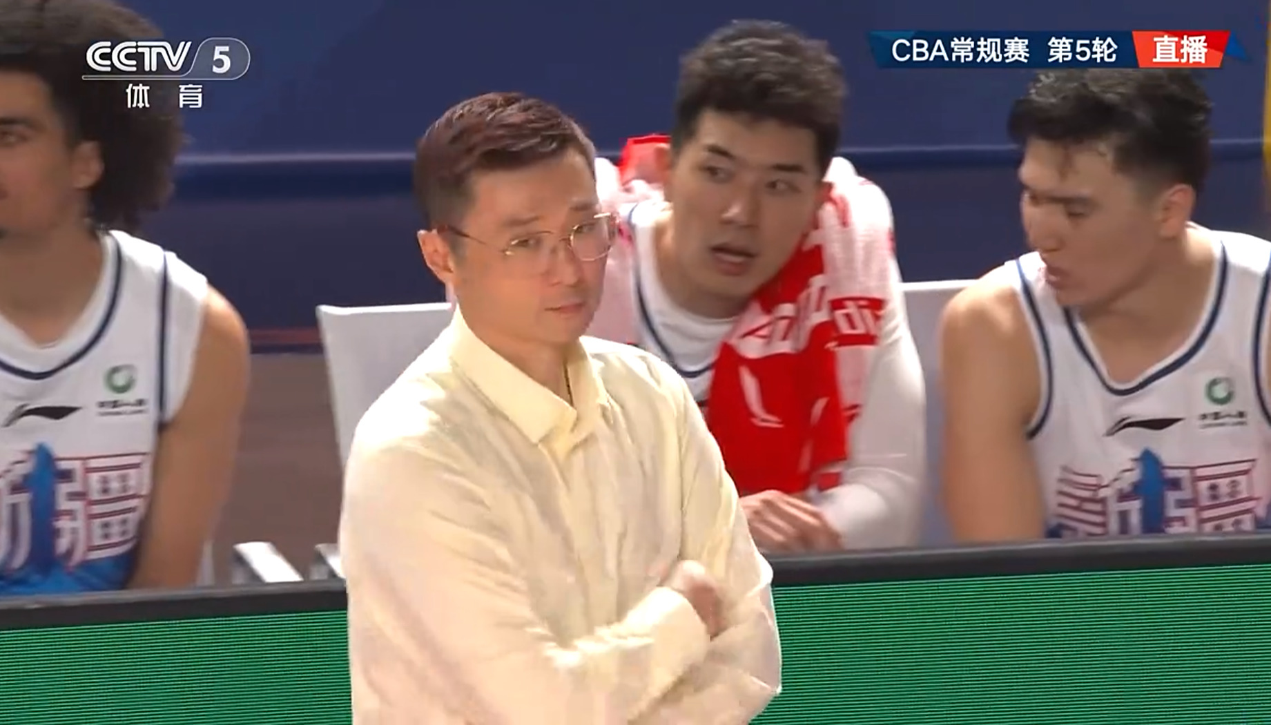 強點變弱點，組織後衛出身卻選不好小外援，劉煒被喊下課冤嗎？ - 