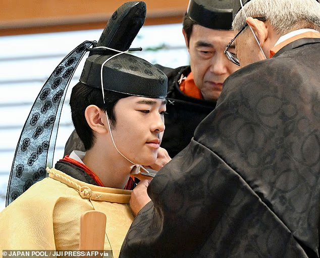 悠仁亲王长大成人，日本皇室却愁坏了：后面没人接班啊_腾讯新闻