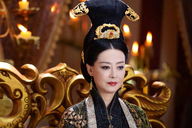 张瑞珈是很努力很低调的演员,她在网上的公开资料很少,因为总是饰演