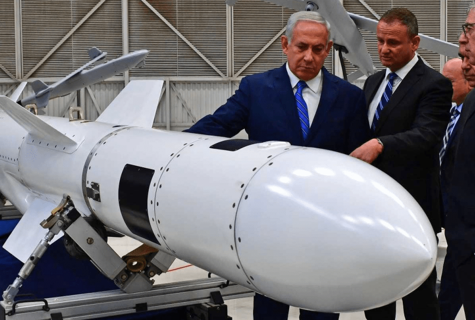 基地也捕获到了一次海底爆炸,并且认为这次爆炸符合核试验的相关特征