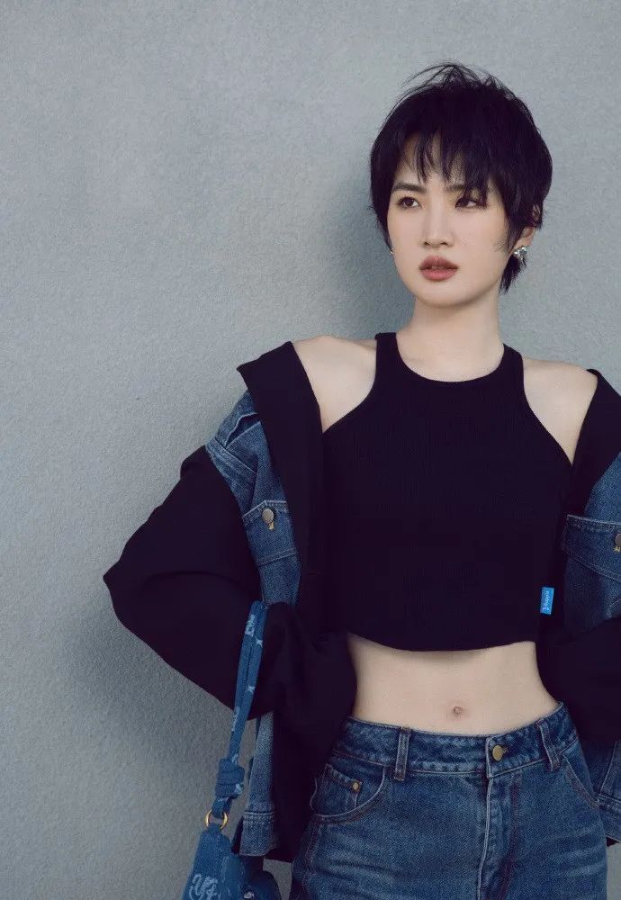 姚安娜新剧被嘲,她算不算大美女?看她和姐姐的合照就知道了