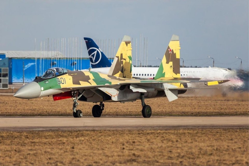 伊朗已确认采购俄罗斯苏35战斗机米28直升机和雅克130教练机