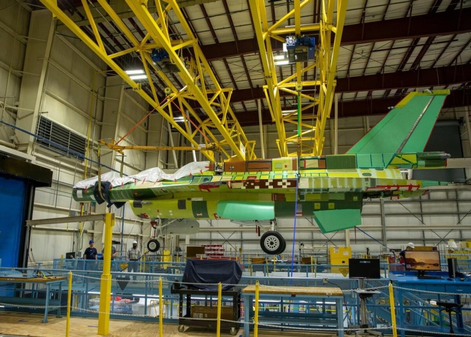 Ϊ����̨��F-16Vս�������� �������൹����