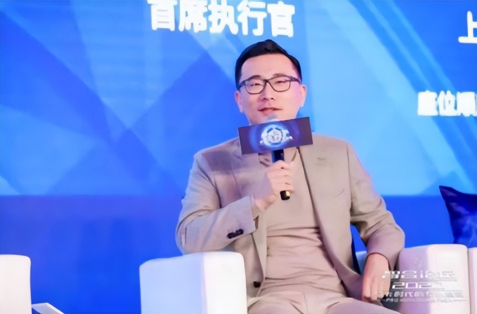 年薪2千万的海归法学博士许垚毒死自己的老板如今被判处死刑