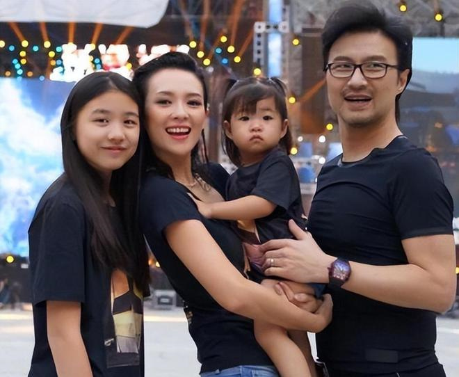 更有人劝森林北如果想跟汪峰长久就不要给他生孩子,毕竟从既往的经验