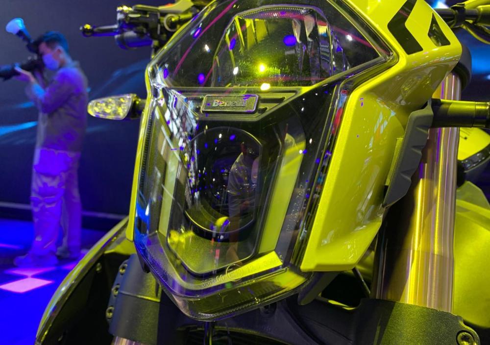 这款领克摩托车原型其实就是贝纳利tnt600,国产领域还有一款血缘关系