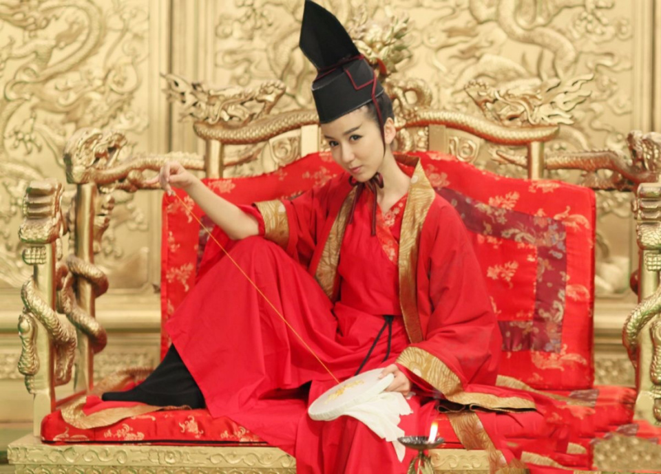 36岁无戏可拍观众只记住了胡一菲娄艺潇回应只是作品的观众基数不同