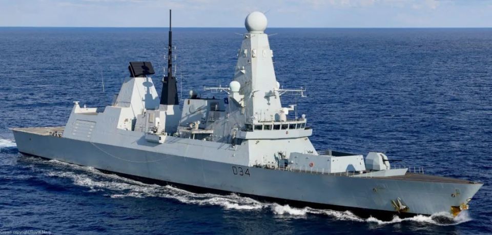 英國海軍45型驅逐艦獲得首個實戰記錄,擊落一架胡塞武裝自殺無人機