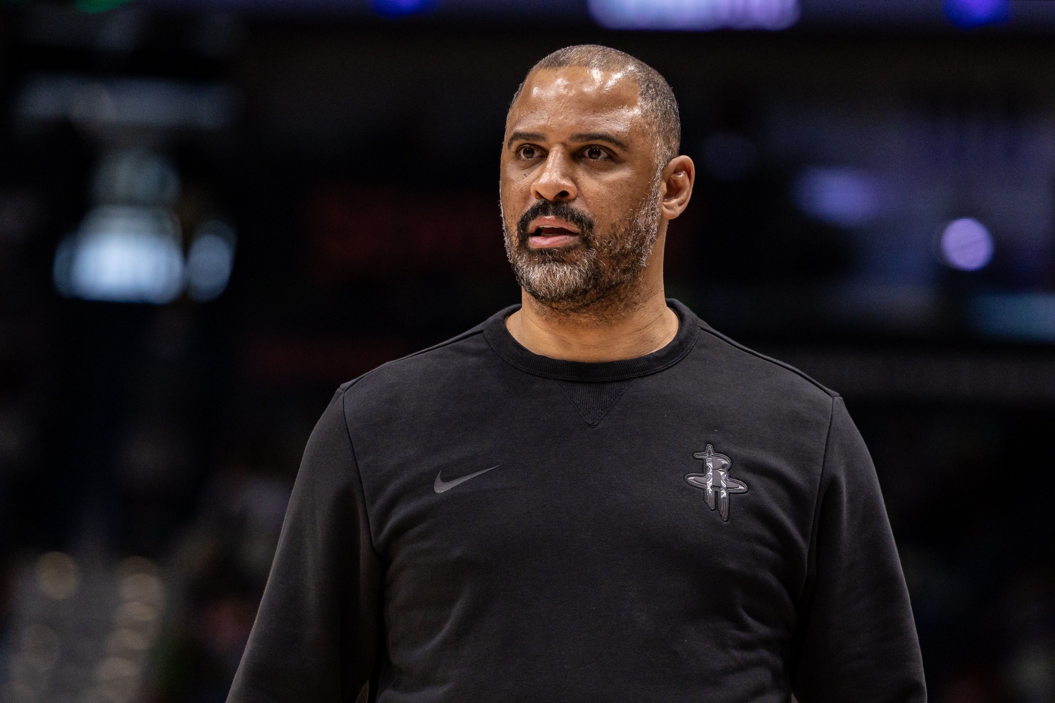 老詹創歷史第一，湖人開門紅獲5大喜訊！奇兵轟27分證2換1賺翻了 - 