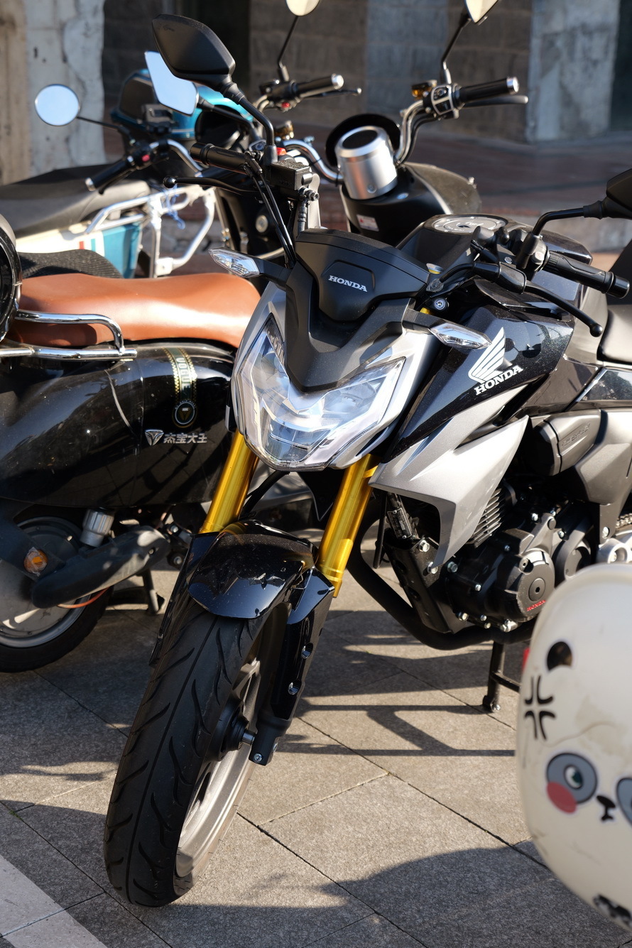 lumix s9搭载了24mp全画幅传感器,机内录制视频规格与更高端s5m2一致